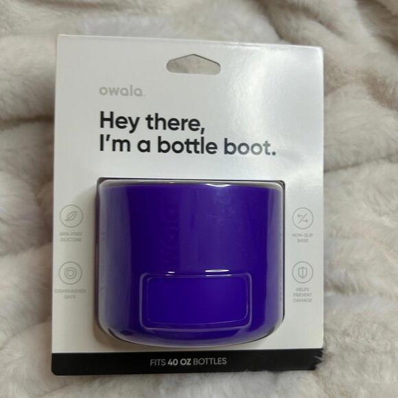 Owala Brand Bottle Boot 40oz Color: violet bright purple - Picture 1 of 3